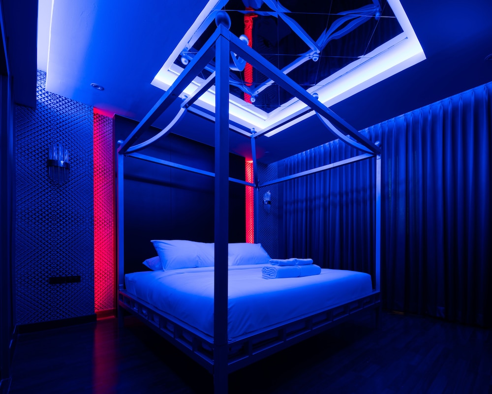 Deluxe Suite photo 1