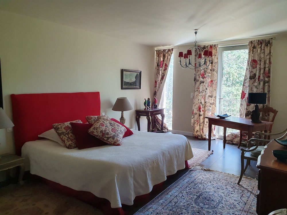 Deluxe Suite, Non Smoking, Garden View