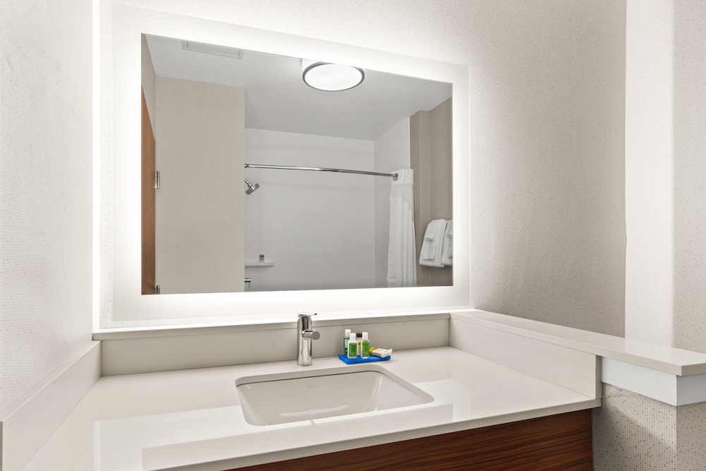 Suite, 2 Queen Beds, Accessible (Mobility, Accessible Tub) - Photo 7