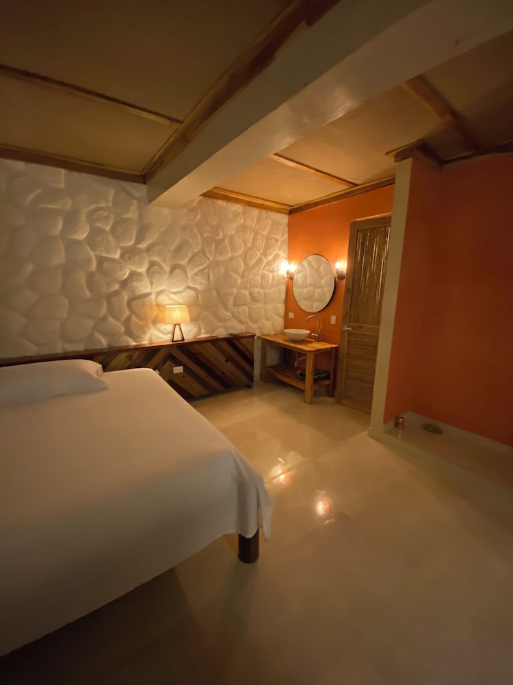 Romantic Suite, City View