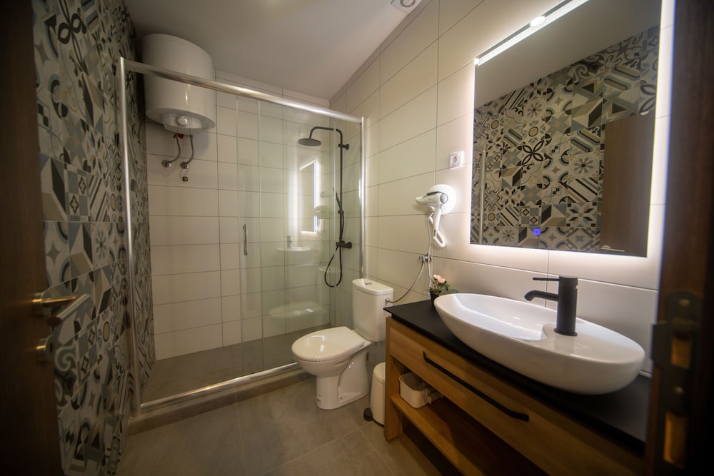 Standard Studio Suite photo 3