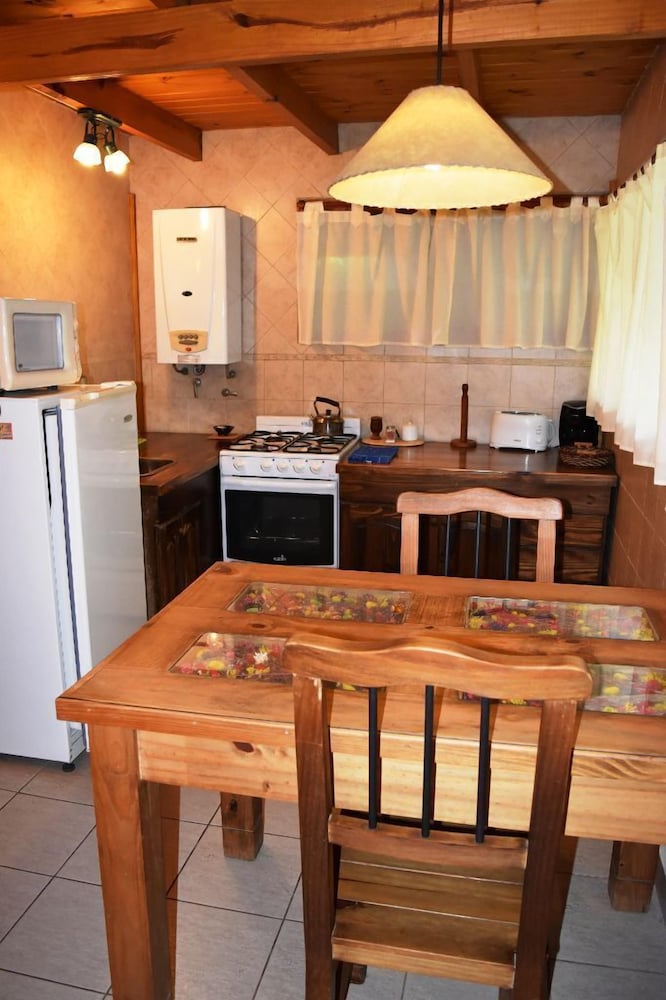 Premium Chalet, 1 King Bed, Hot Tub, Lake View photo 3