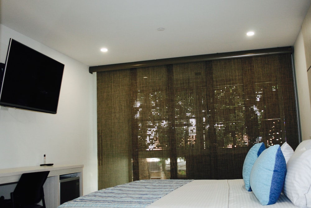 Superior Double Room, City View photo 1
