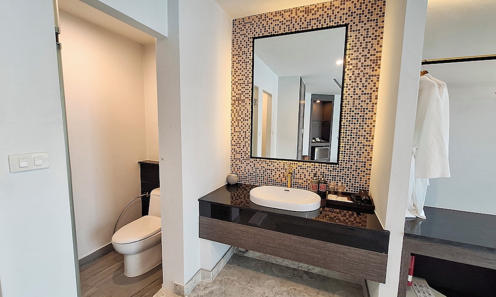 Diamond Suite - Photo 7