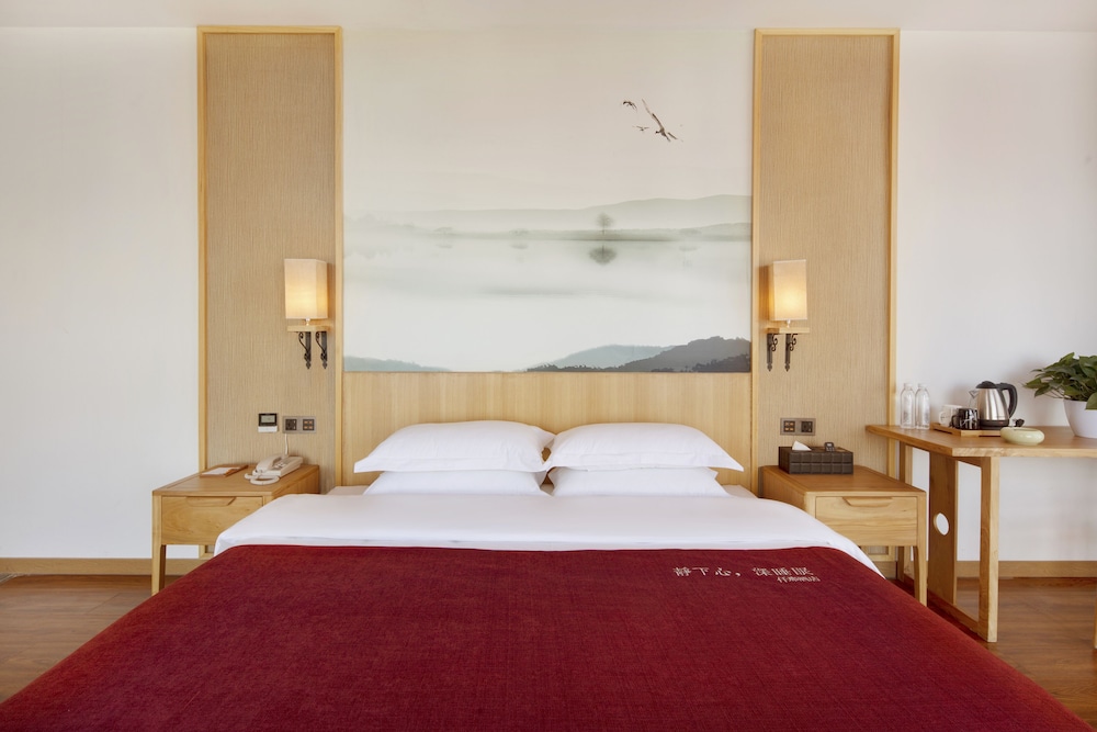 Comfort Double Room, Non Smoking (Mainland China Citizens Only) photo 3
