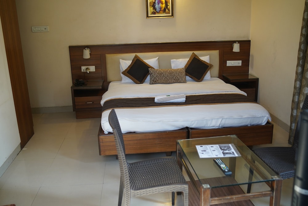 Standard Room - Photo 13