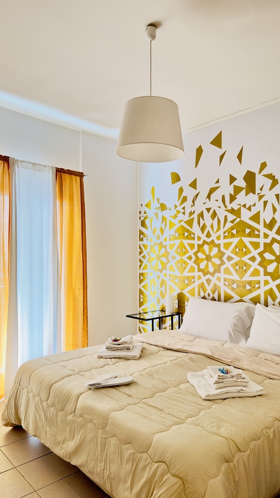 Classic Triple Room, City View (Ciambra) photo 1