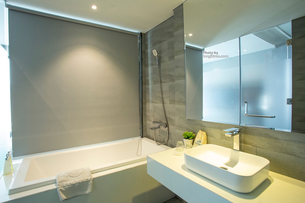 Junior Suite Double With City View photo 3