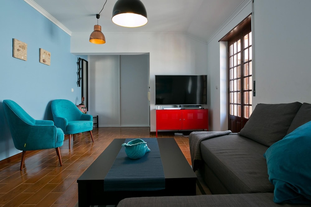 Apartment photo 2