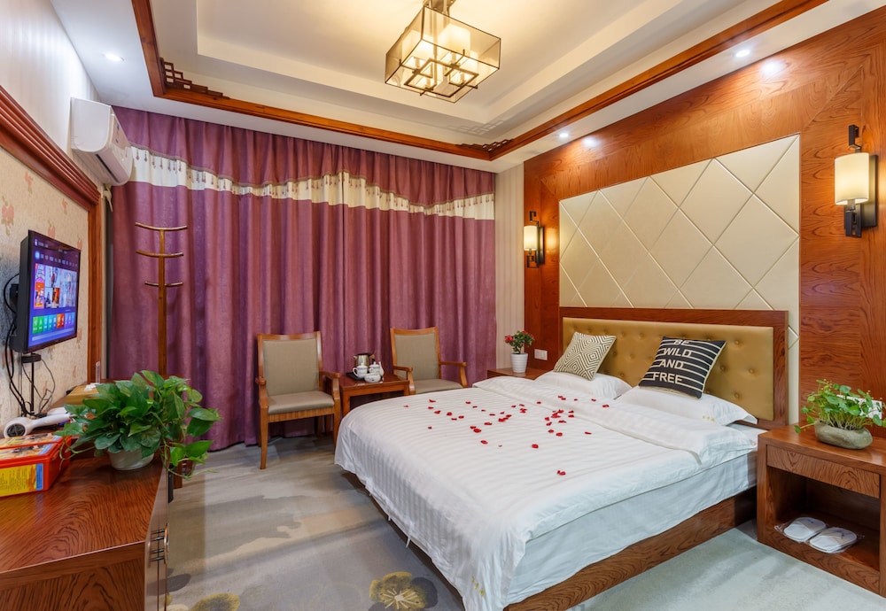 Deluxe Double Room photo 3