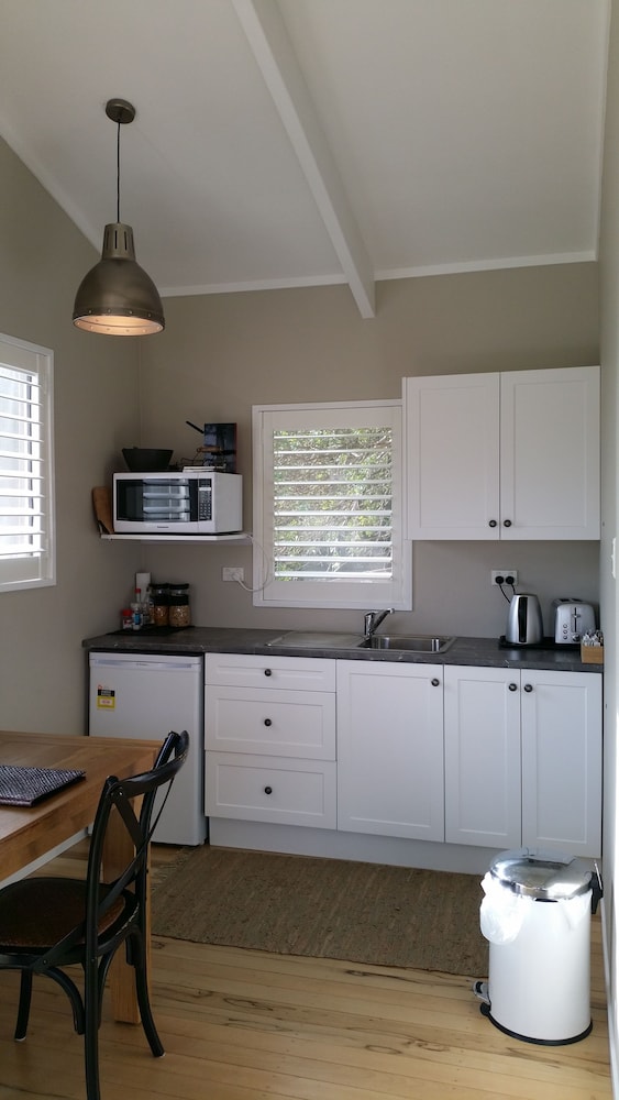 Suite, 1 Bedroom, Partial Sea View photo 2