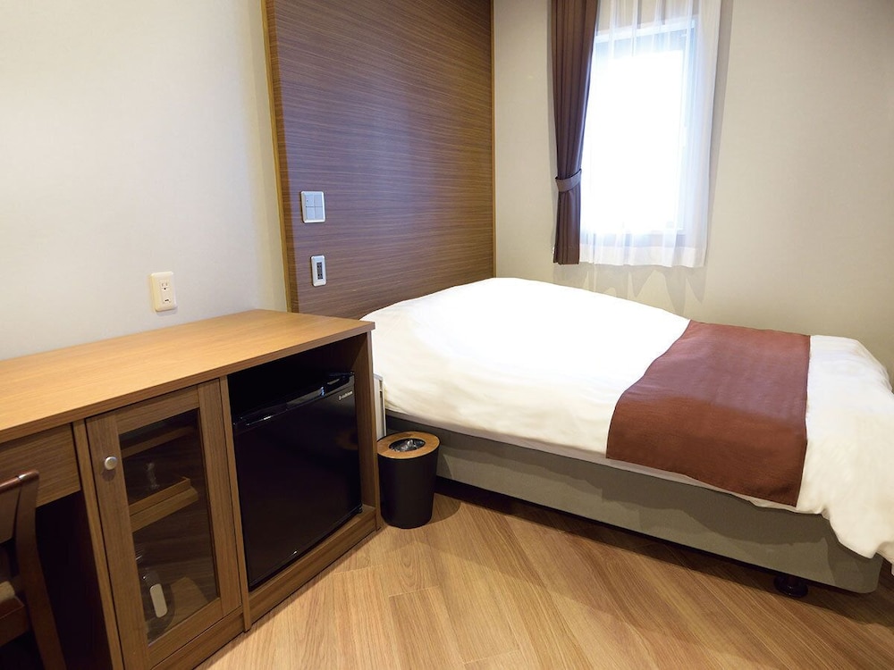 Standard Single Room, 1 Double Bed, Non Smoking (19 sqm)