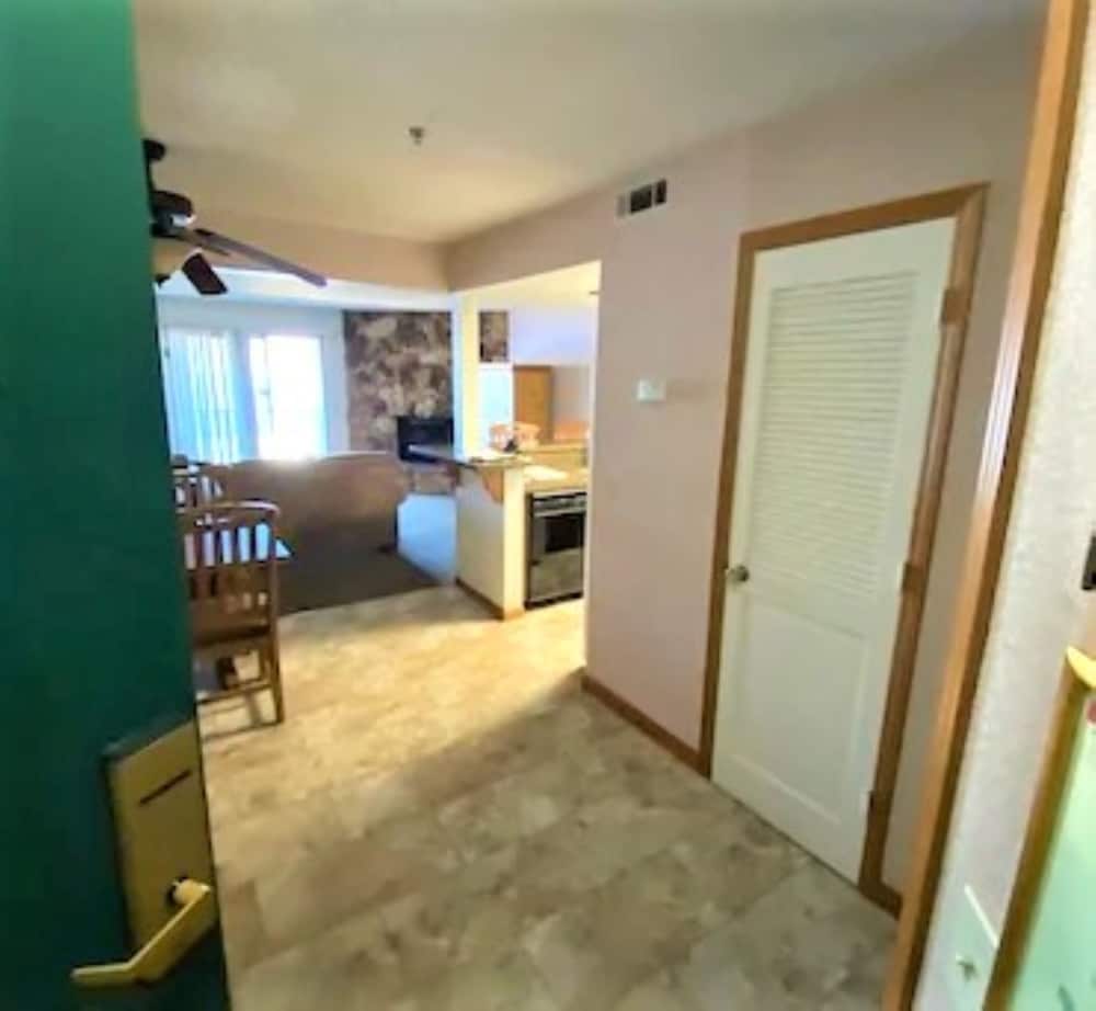 Condo, 1 Bedroom (1 Bath, Bear View, Non-AC) photo 2
