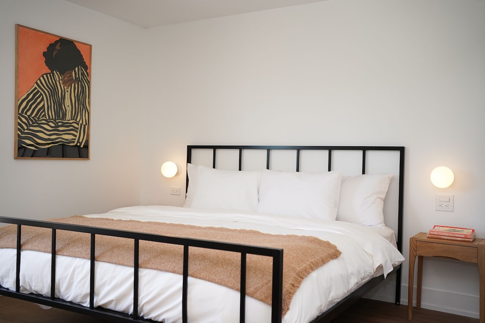 Studio, 1 King Bed