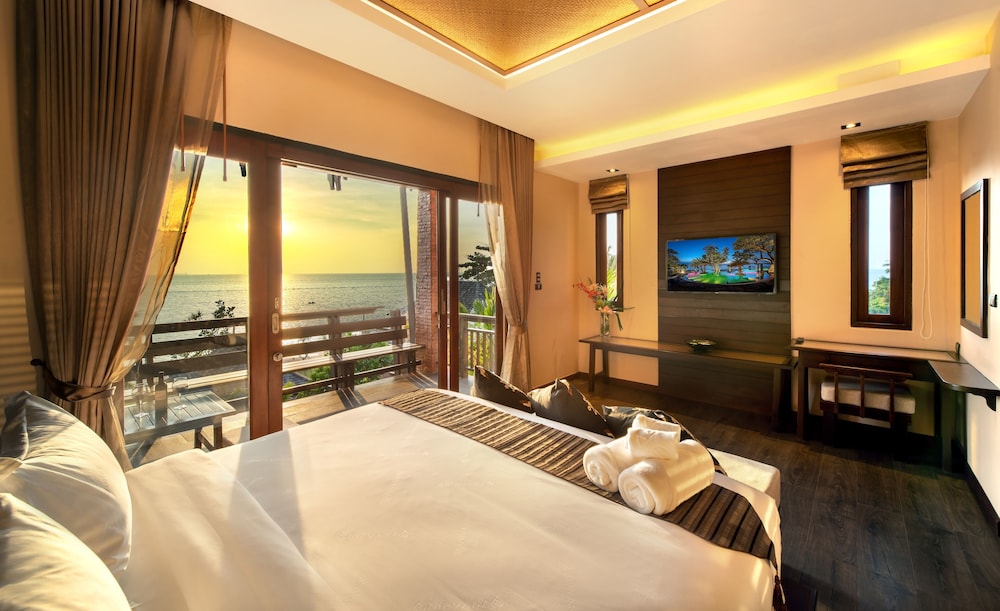 Deluxe Jacuzzi Seaview - Photo 1
