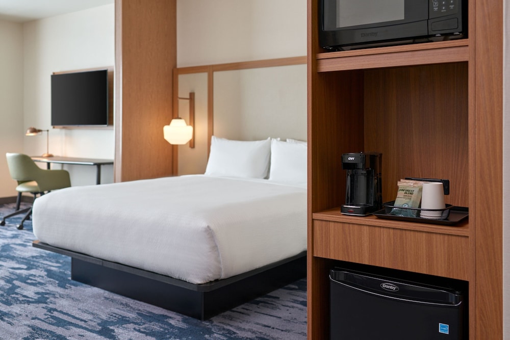 Suite, 1 Bedroom (Mobility Accessible, Tub) photo 2