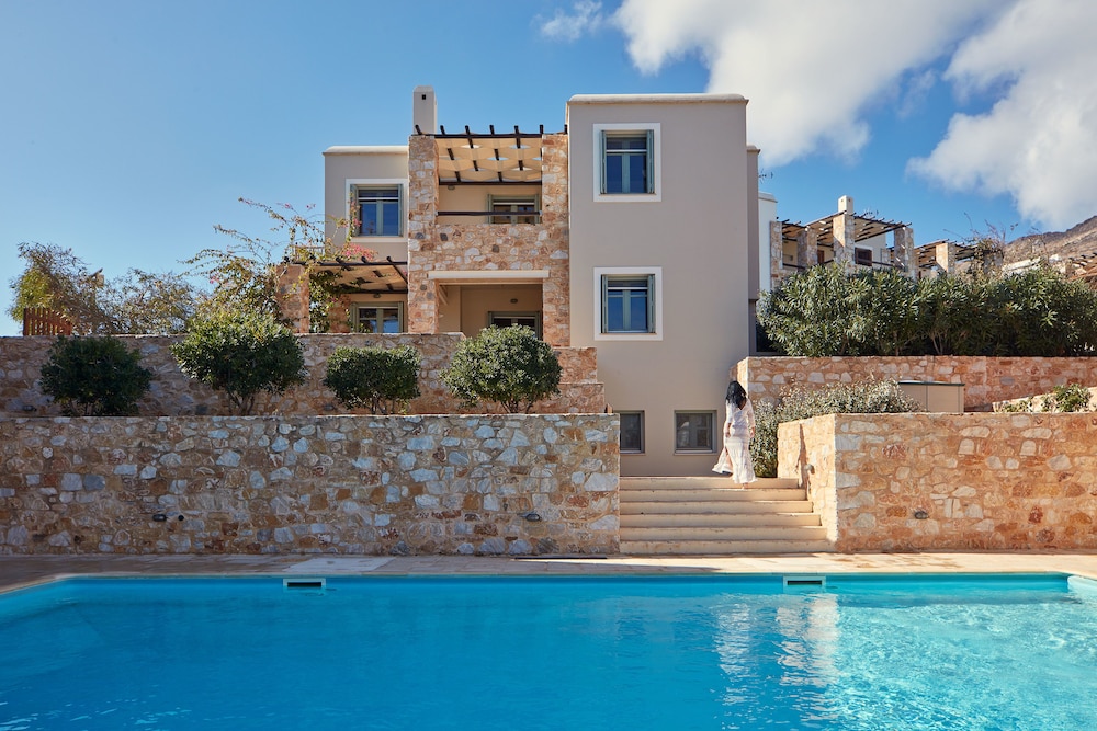Villa, 4 Bedrooms, Pool Access, Sea View photo 3