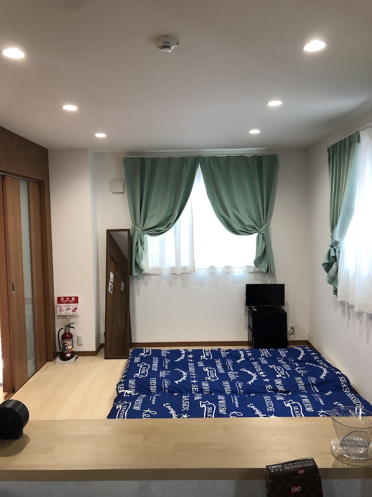 Basic Double or Twin Room photo 3