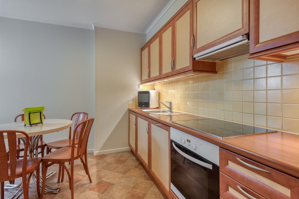 Comfort Apartment, 3 Bedrooms photo 2