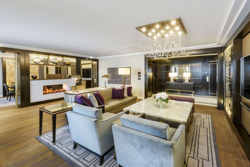 Presidential Suite, 1 King Bed, Non Smoking thumbnail 6