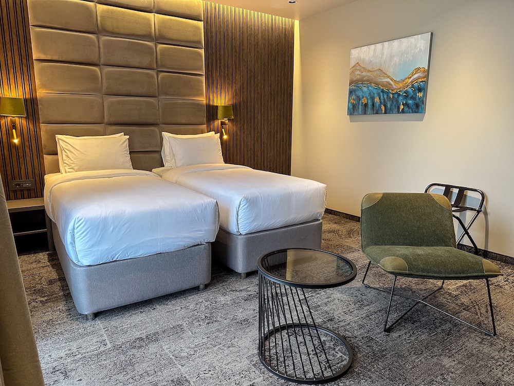 Standard Double or Twin Room, Balcony photo 1