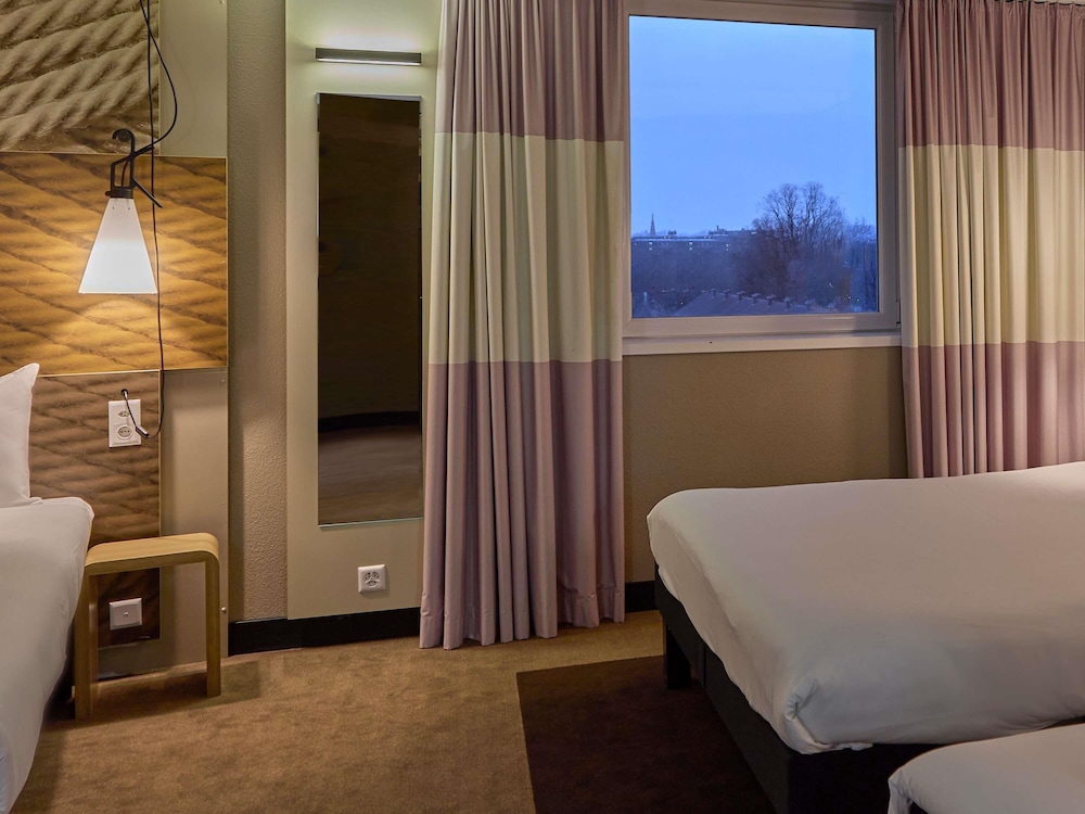 Family Room, Multiple Beds - Photo 1