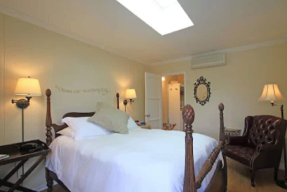 Standard Room photo 1