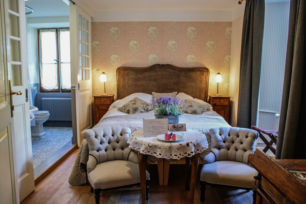 Economy Double Room, 1 Queen Bed, Non Smoking