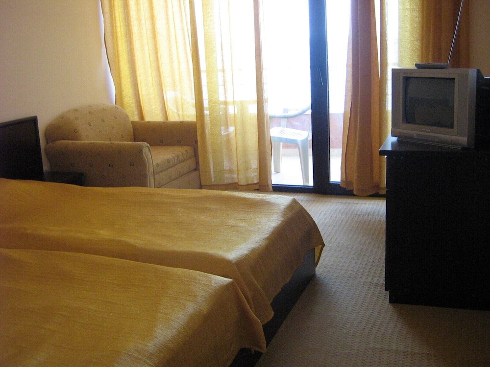 Double or Twin Room, Sea View photo 3