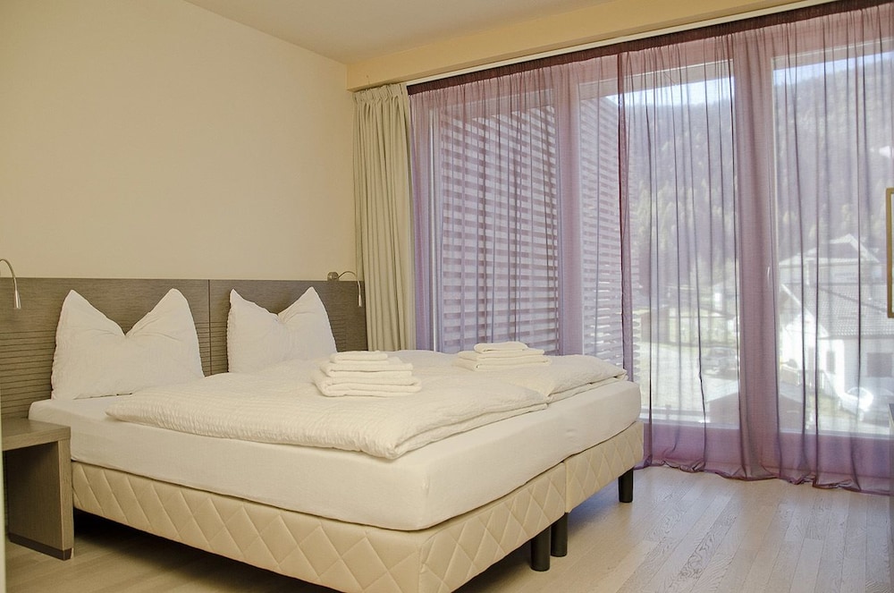 Double or Twin Room photo 2