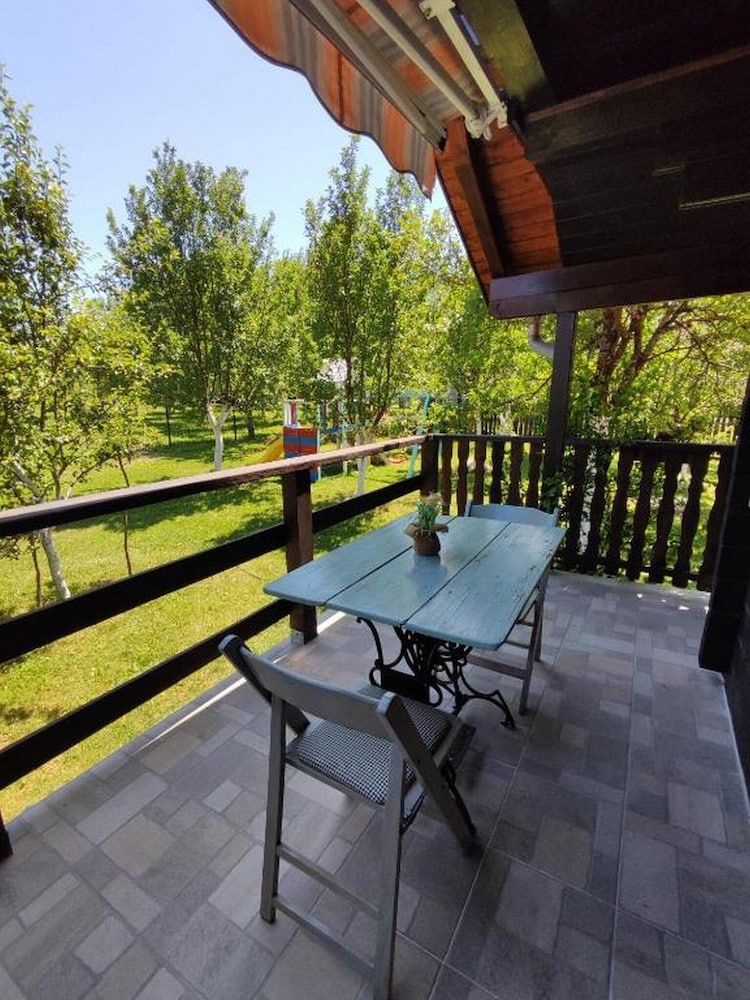 House (Two Bedroom Holiday Home with Terrace) photo 2