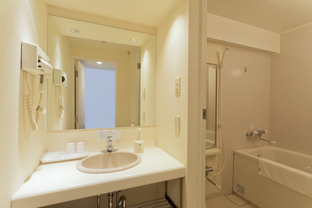 Standard Room, Multiple Beds photo 2