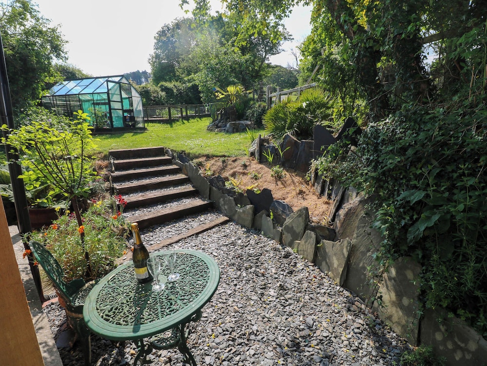 Cottage photo 1