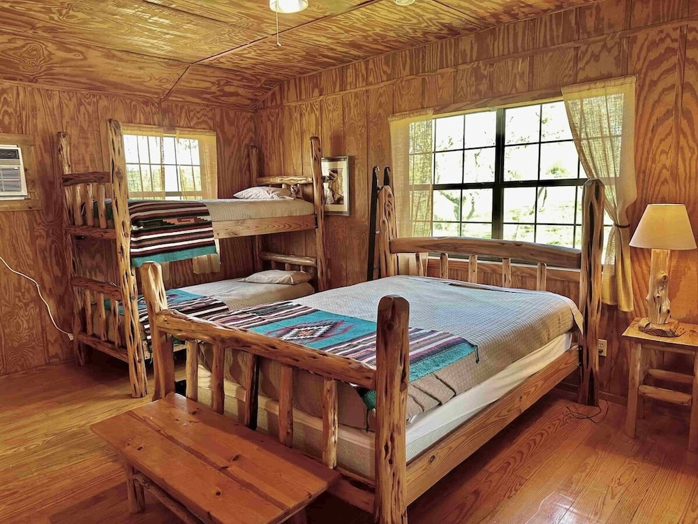 Cabin photo 1