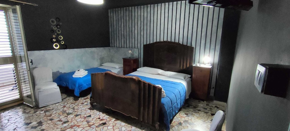 Panoramic Triple Room