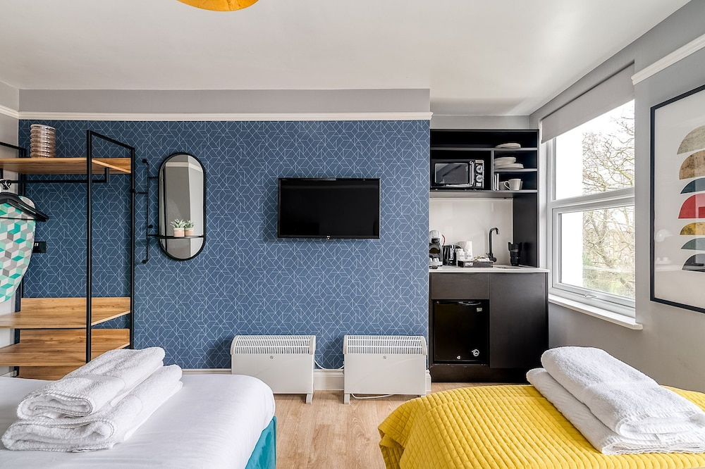 Family Room photo 2
