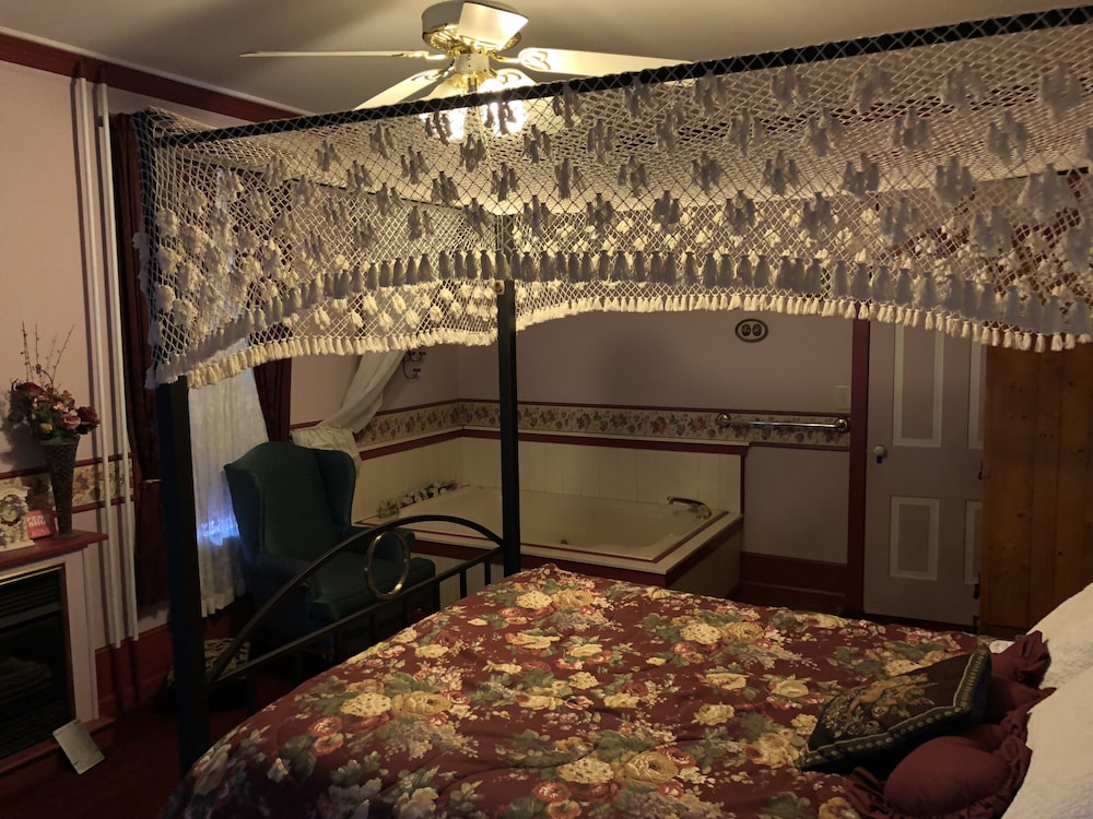 Standard Double Room, Ensuite (Romance Suite) photo 1