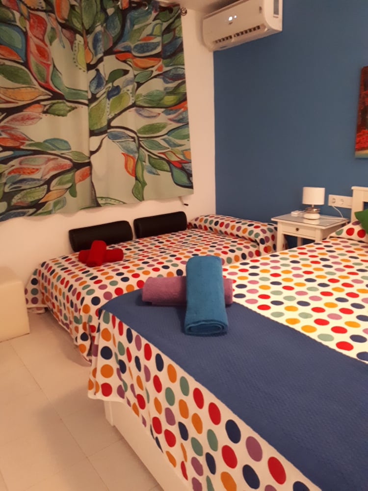 Family Triple Room, Courtyard View photo 2