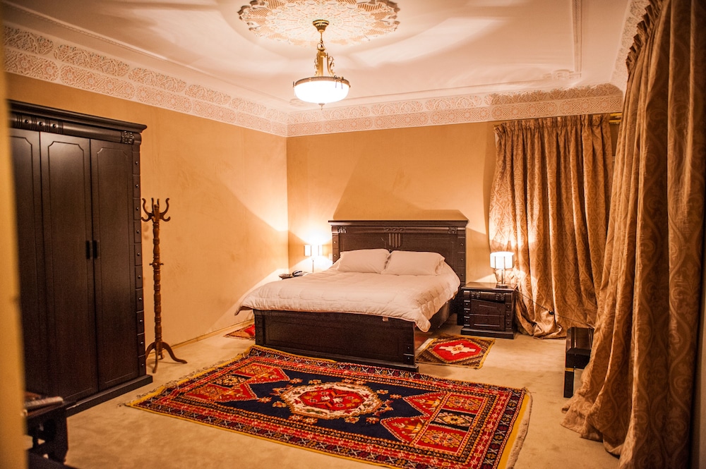 Comfort Suite photo 1