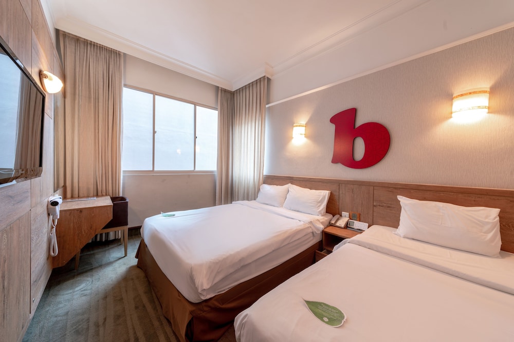 Deluxe Triple Room photo 2