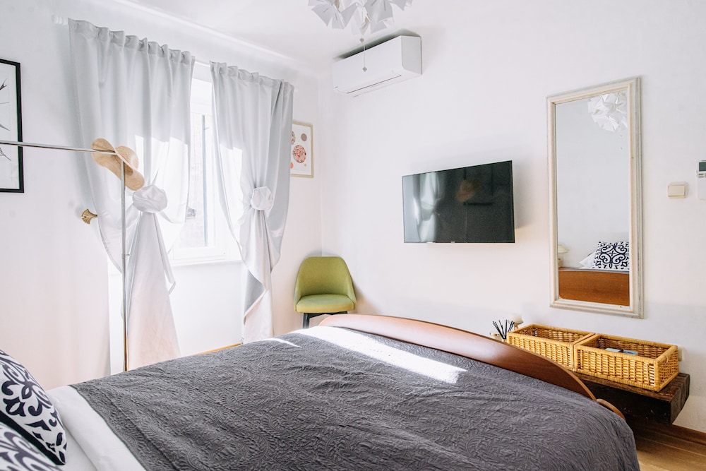Comfort Apartment, 1 Bedroom, Non Smoking, City View