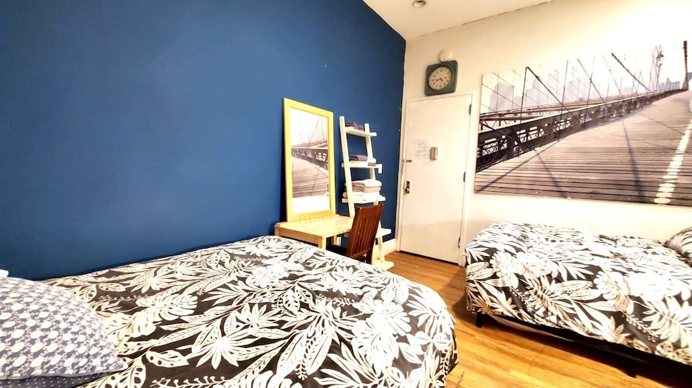 Classic Studio, 2 Double Beds, Kitchen photo 2