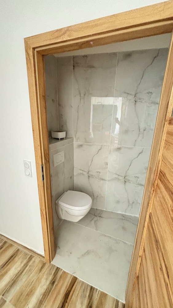 Appartment t3 55m2 2nd etage photo 2
