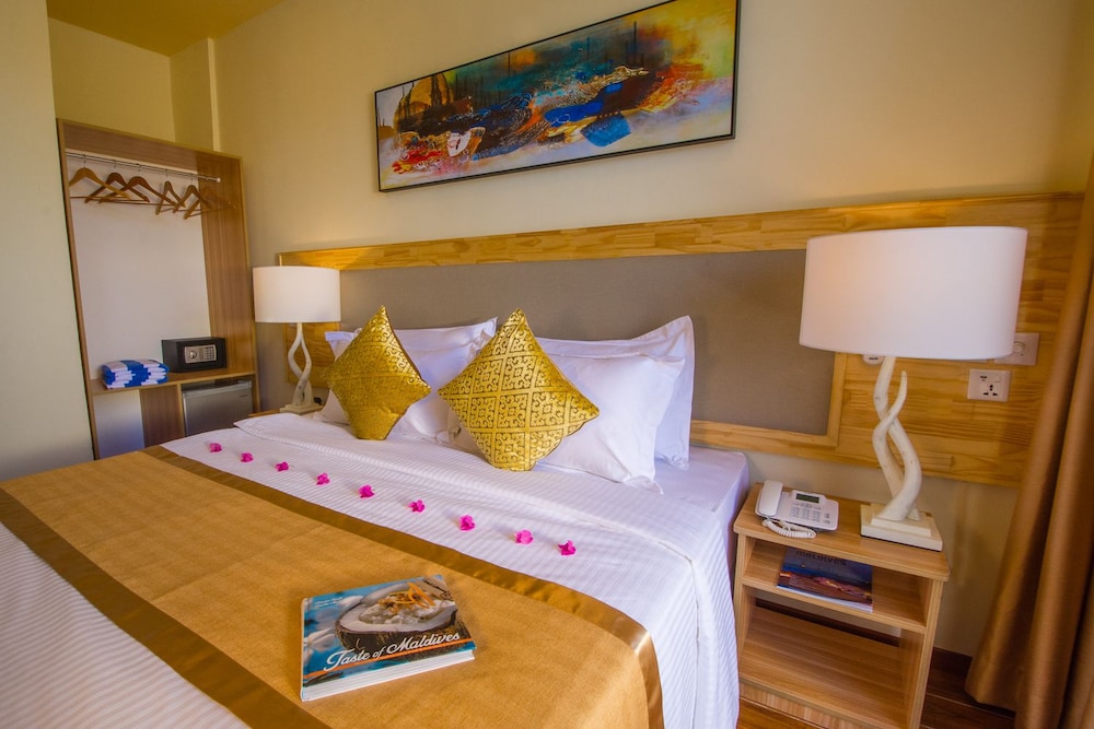Double Or Twin Room, Pool View photo 1