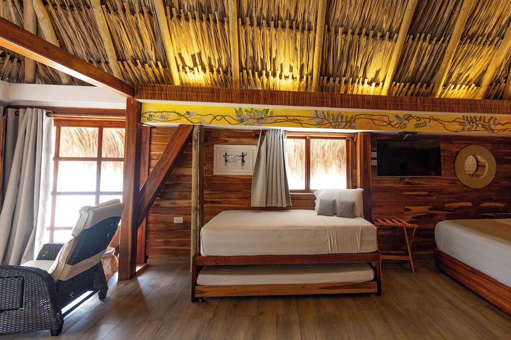 Bungalow, Sea View photo 2