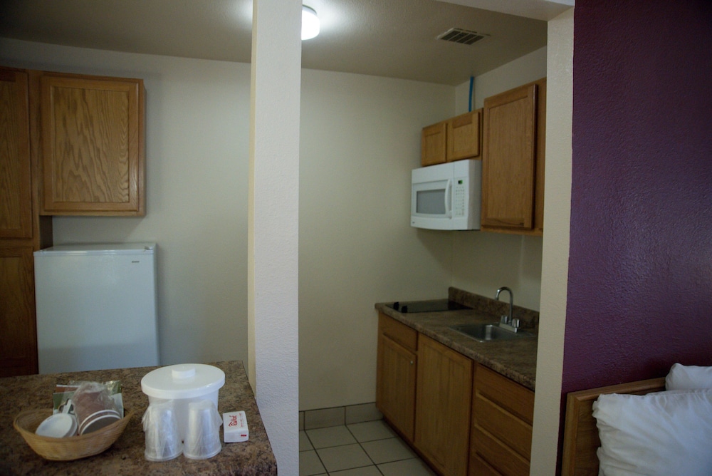 Suite, 2 Double Beds, Non Smoking, Kitchenette - Photo 4