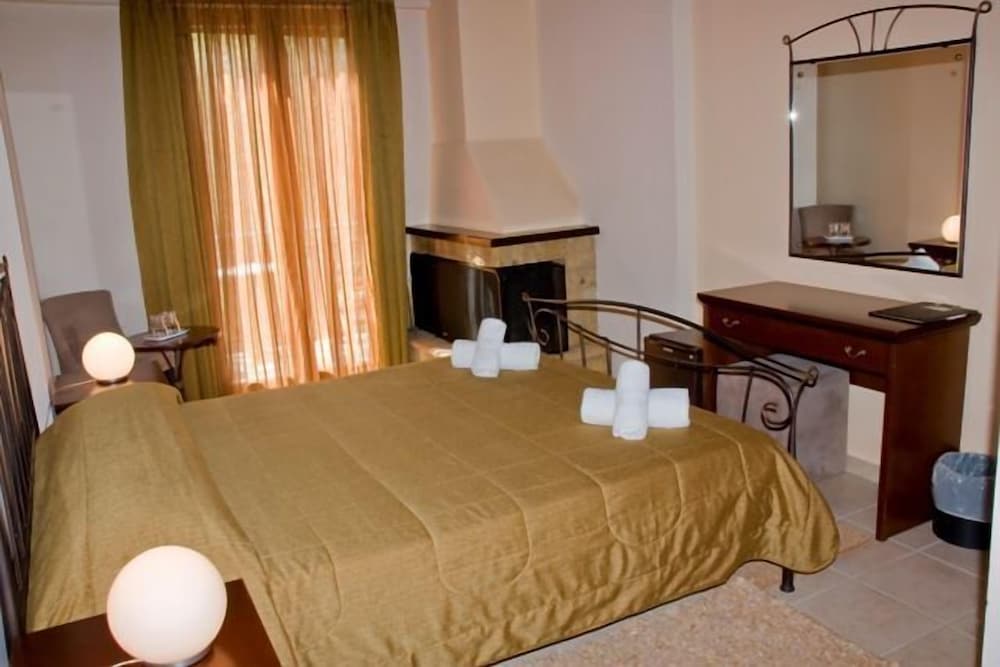 Superior Double Room, Fireplace