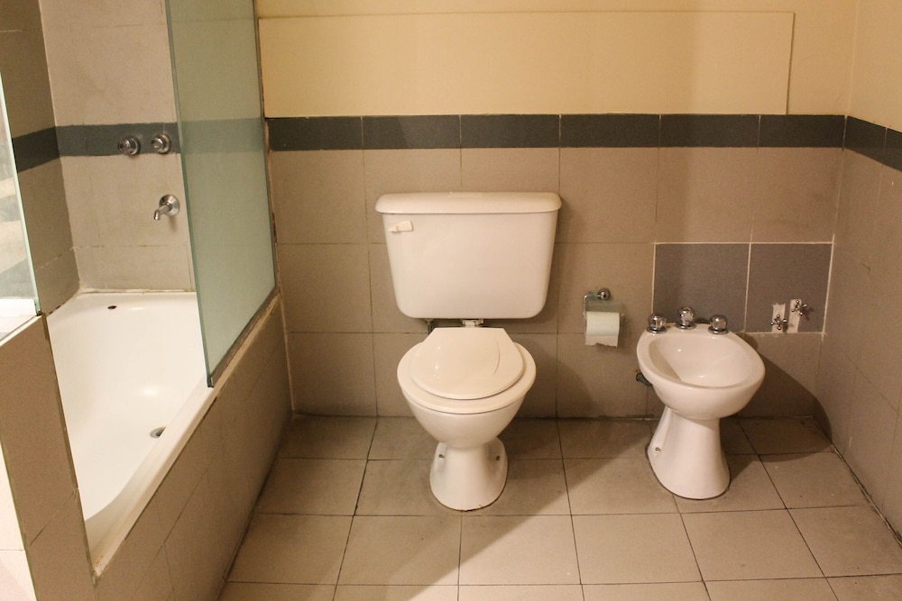 Basic Quadruple Room, Non Smoking photo 3