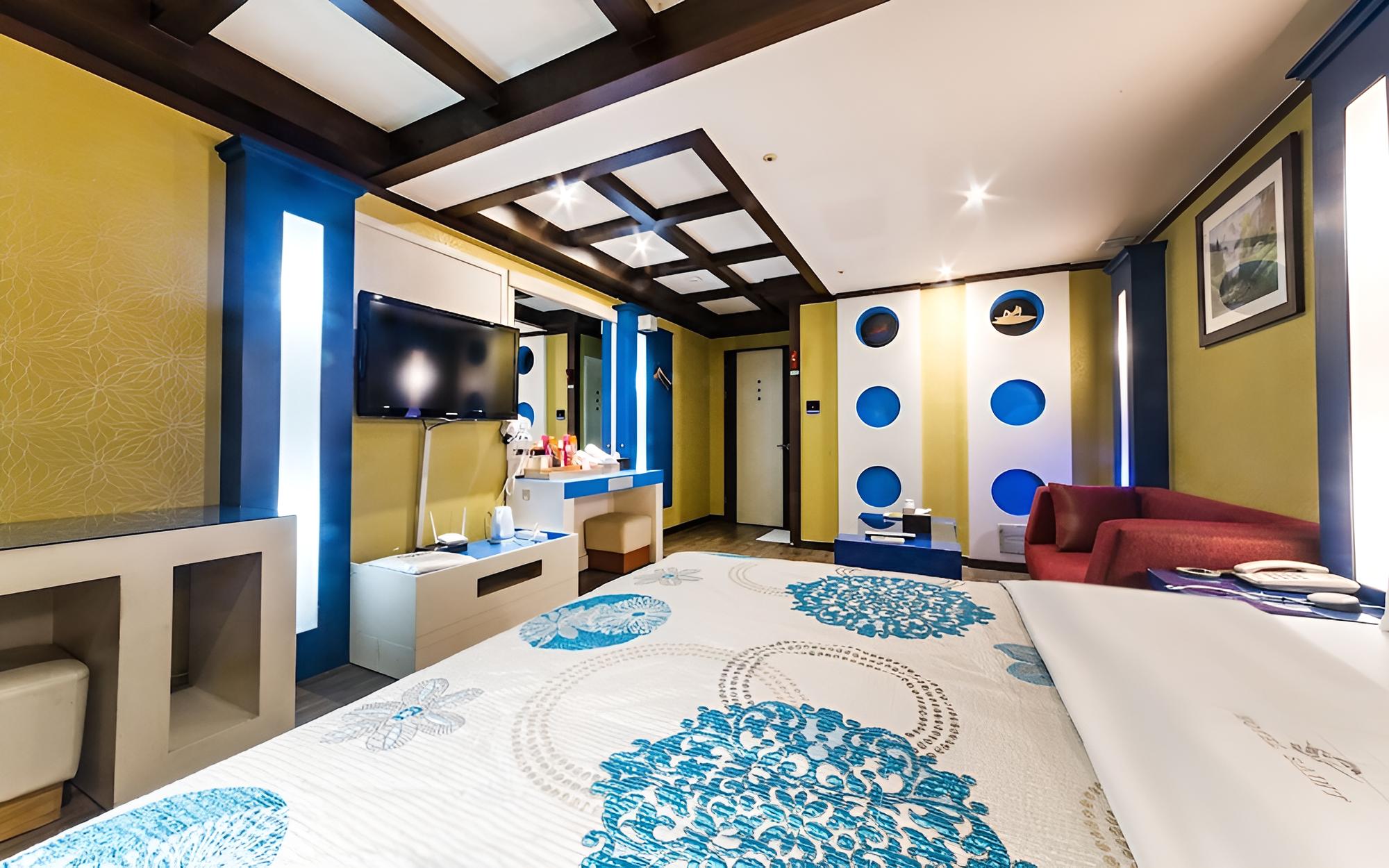 Room (VIP) photo 2