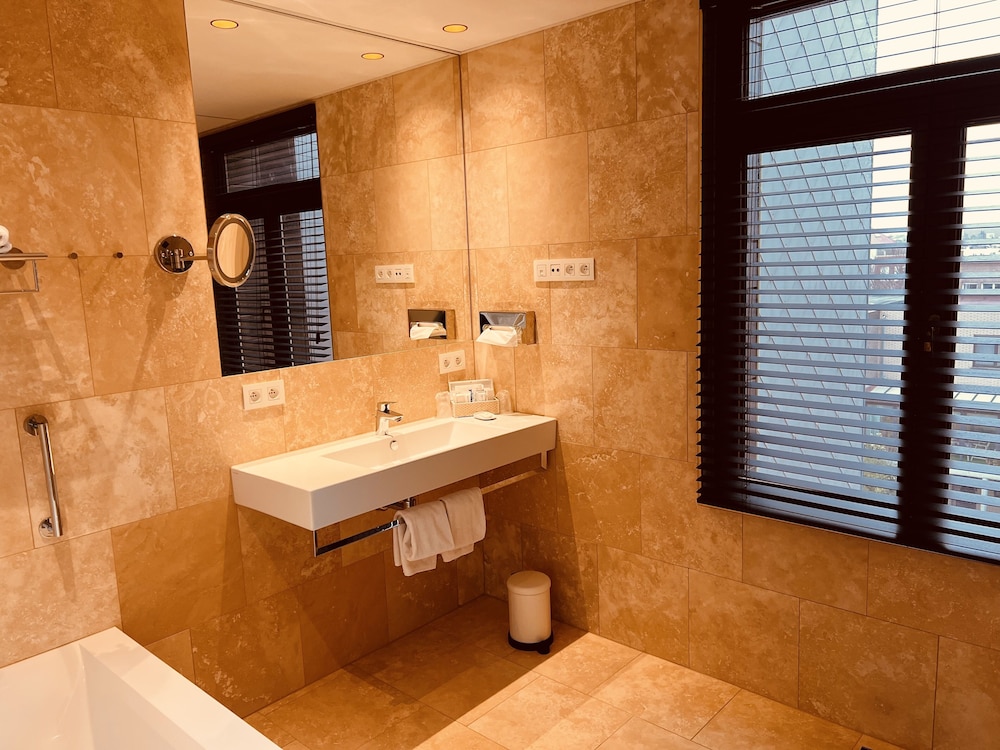 Superior Double Room (Prestige) - Photo 36
